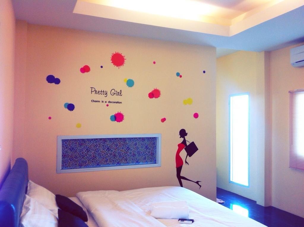 Sixty-Nine Resort Nakhon Phanom Δωμάτιο φωτογραφία