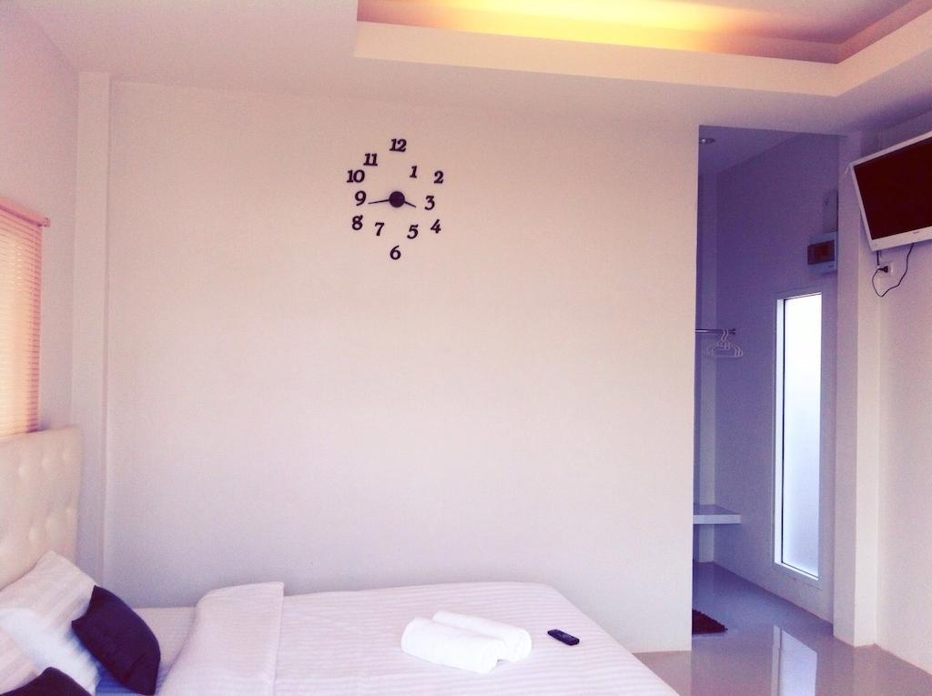 Sixty-Nine Resort Nakhon Phanom Δωμάτιο φωτογραφία